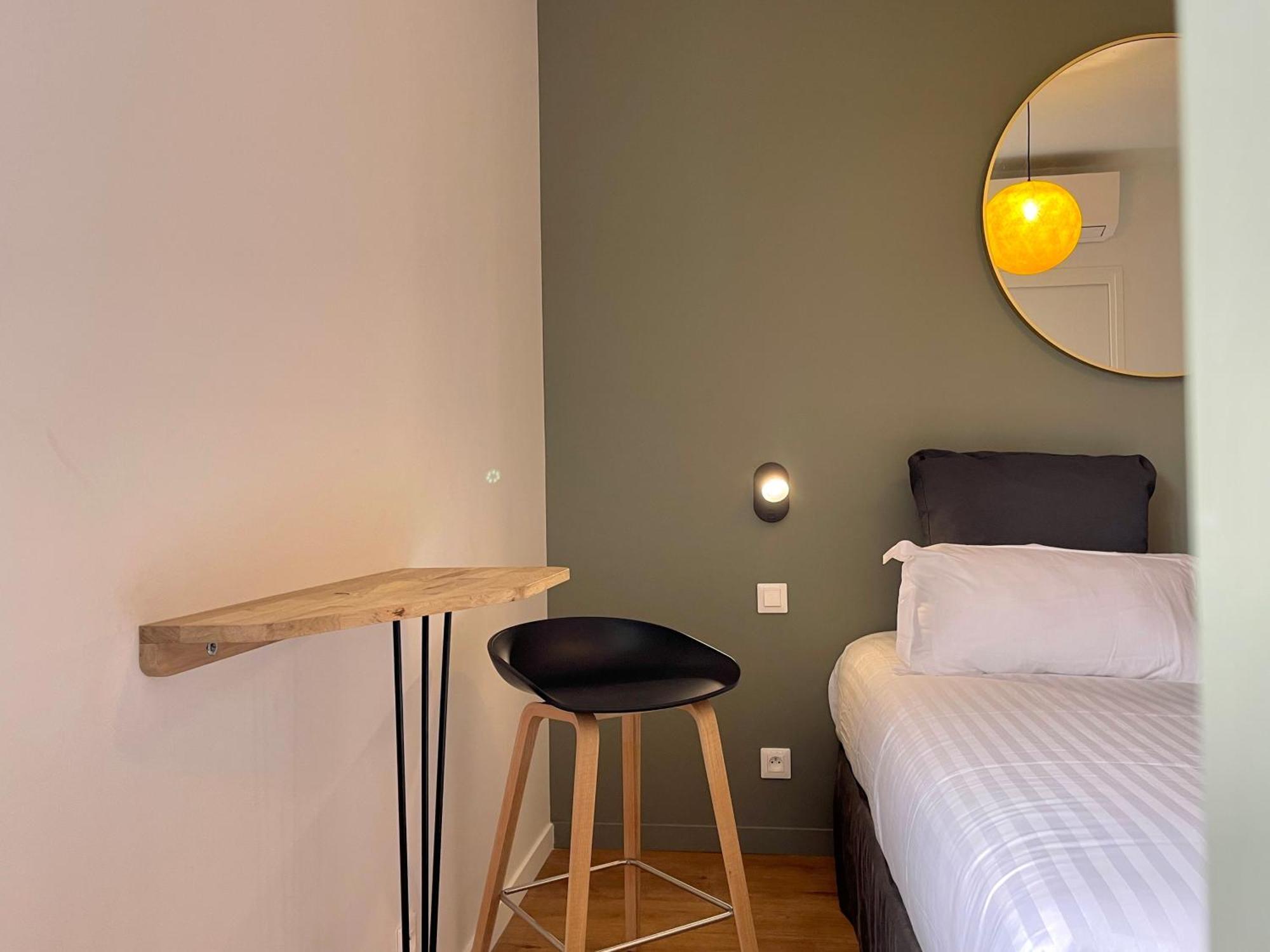 Апартаменты Demeure Rossini Cholet Centre Номер фото